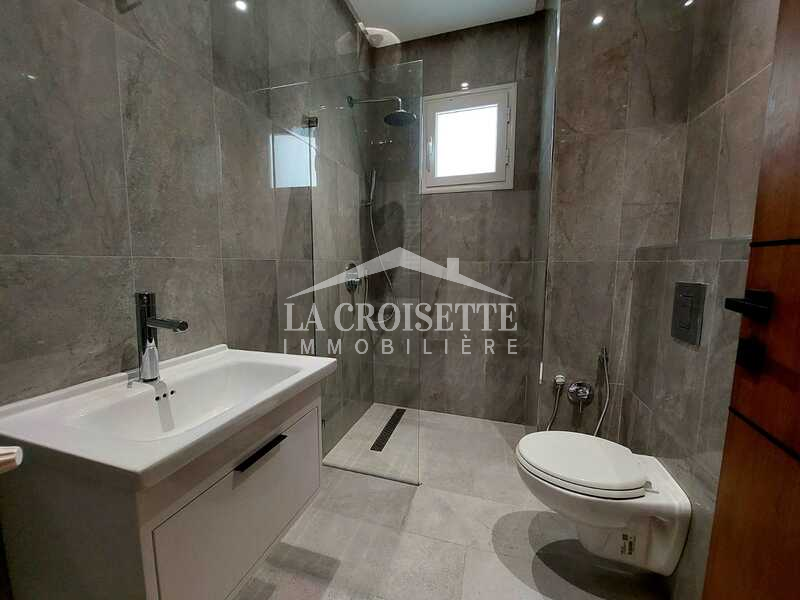 Appartement S+2 à La Soukra